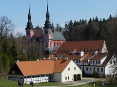 Sanktuarium Maryjne w �wi�tej Lipce