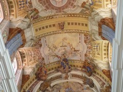 Sanktuarium Maryjne w �wi�tej Lipce
