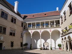 Dziedziniec zamku